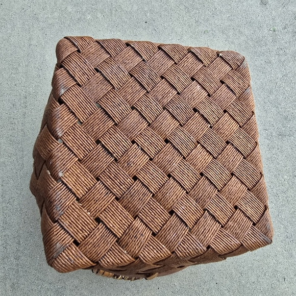 Vintage Storage Basket - Picture 3 of 5